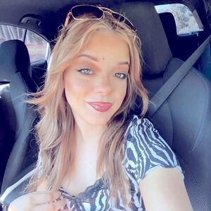 Meet your Posher, Kaley